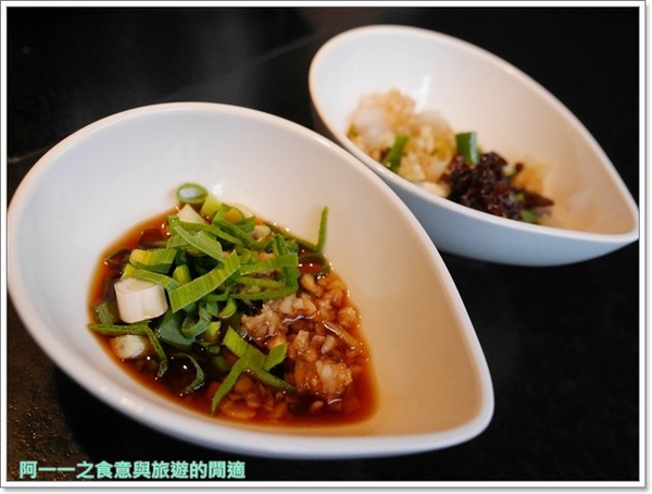 辛殿麻辣鍋(ATT 4 FUN信義店)：台北信義 辛殿麻辣鍋(信義店)～香濃麻辣湯 牛肉大口吃