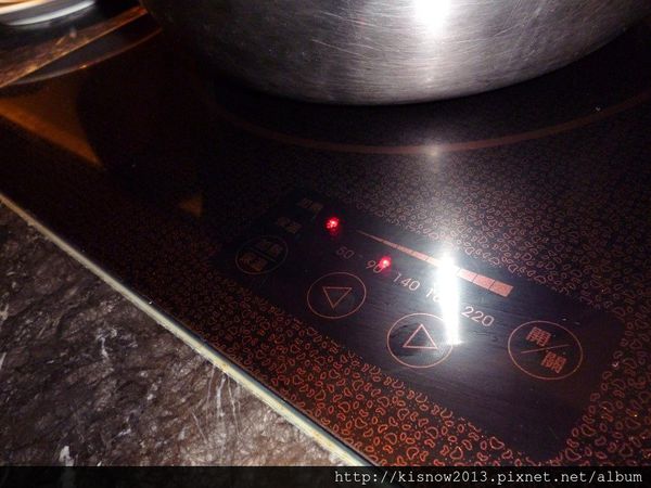 辛殿麻辣鍋(ATT 4 FUN信義店)：麻辣鍋和哈根達斯吃到飽--辛殿麻辣鍋(ATT 4 FUN信義店)口碑券体驗心得