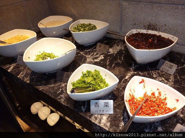 辛殿麻辣鍋(ATT 4 FUN信義店)：麻辣鍋和哈根達斯吃到飽--辛殿麻辣鍋(ATT 4 FUN信義店)口碑券体驗心得