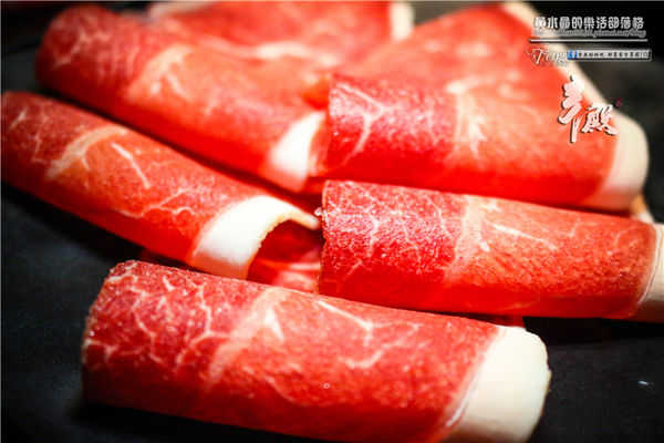 辛殿麻辣鍋(信義店)~北捷 台北101/世貿站(頂級牛肉的超級饗宴)