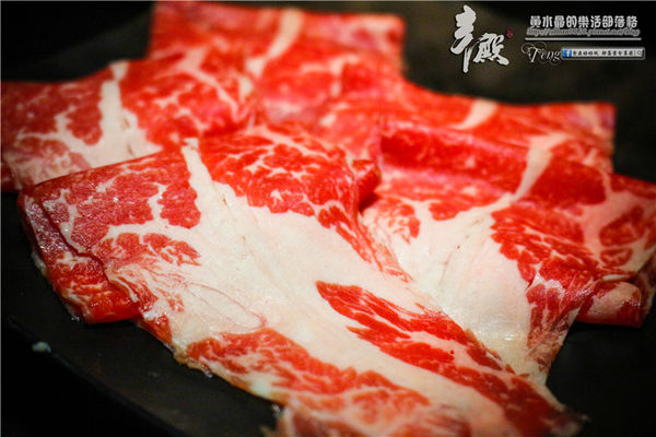 辛殿麻辣鍋(信義店)~北捷 台北101/世貿站(頂級牛肉的超級饗宴)