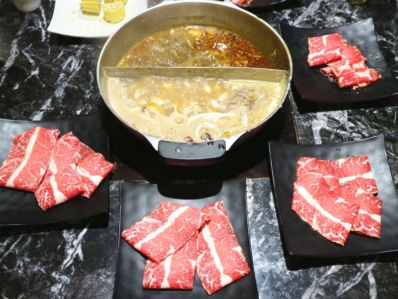 肉盤-牛小排 (4).jpg 肉盤-牛小排 (4).jpg