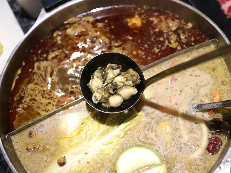 蚵仔 (1).jpg 蚵仔 (1).jpg