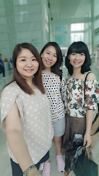 台北美食【台北101星巴克Starbucks - Taipei】35樓高空景觀咖啡館。信義區下午茶。台北101下午茶