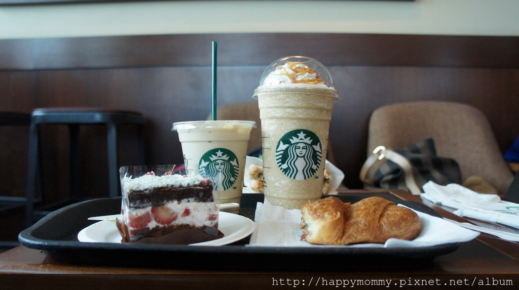 台北101大樓第35樓星巴克咖啡 (8).JPG