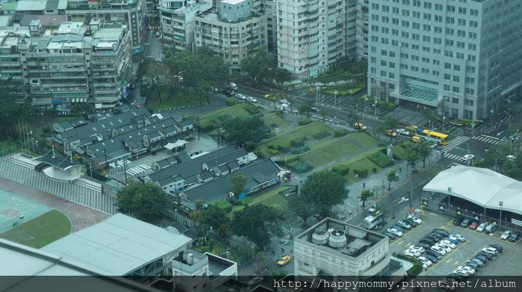 台北101大樓第35樓星巴克咖啡 (10).JPG