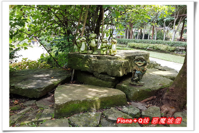 【苗栗一日遊】花露農場+鯉魚潭+草莓文化館+仙山仙草+泉明蠶生態農場+清安豆腐老街+汶水遊客中心，趴趴走的一天 !