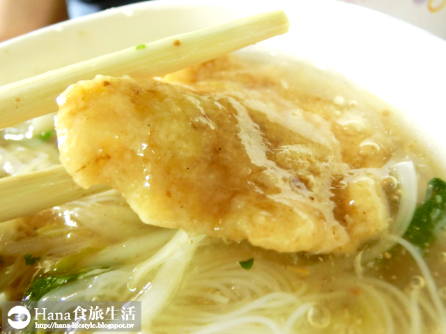 【新北市三重區】無名花枝羹 | 平價深夜美食 三和國中對面 鮮甜花枝 清甜湯頭 肉圓皮軟中帶Q 燙青菜份量十足