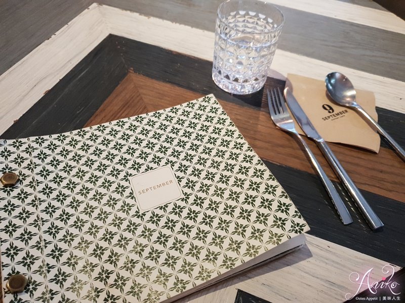 【台北美食】September Café 九月咖啡。名不虛傳！東區經典元老級網美餐廳 - ANIKO 艾妮可美味人生