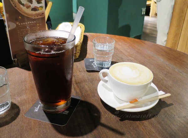 薄多義BITE 2 EAT(文橫店)：BITE 2 EAT薄多義  文橫店