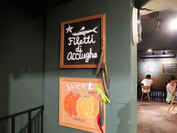 薄多義BITE 2 EAT(文橫店)：BITE 2 EAT薄多義  文橫店