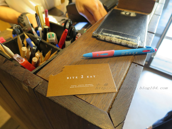 薄多義BITE 2 EAT(文橫店)：BITE 2 EAT薄多義  文橫店