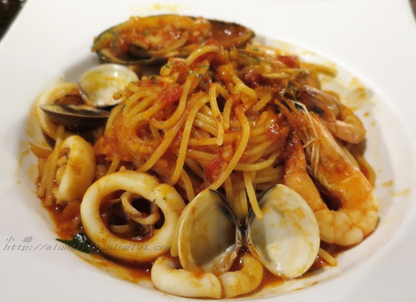 薄多義BITE 2 EAT(文橫店)：BITE 2 EAT薄多義  文橫店