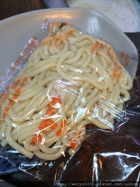 東區好吃小火鍋、市民大道微風廣場美食-人氣消夜選擇《富樂台式涮涮鍋》