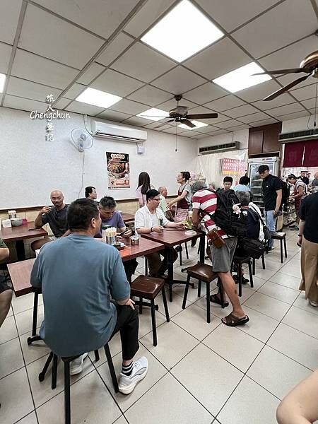 台北士林【忠誠牛肉麵】一碗回味無窮的紅燒牛肉麵!排隊也值得! 台北士林【忠誠牛肉麵】一碗回味無窮的紅燒牛肉麵!排隊也值得!