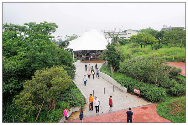 DSC00812.1.jpg DSC00812.1.jpg