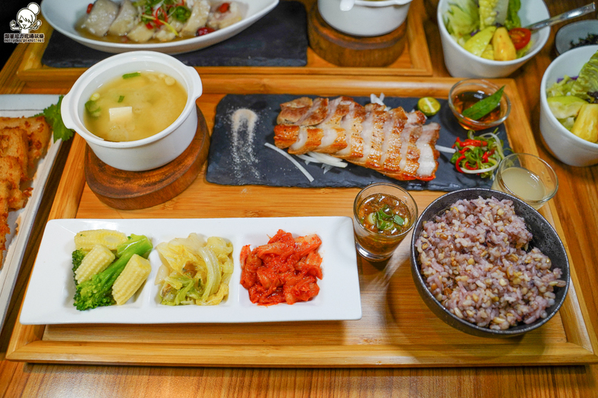 日光徐徐 早午餐 晚餐 聚餐 約會 美食 高雄 必吃