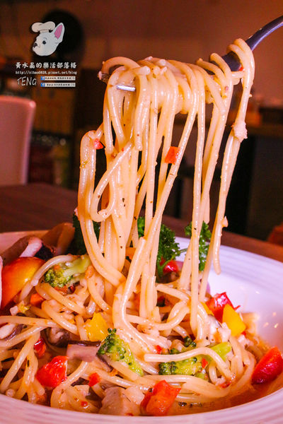 胖東西廚房│北捷/國父紀念館站(台北巷弄內的隱藏版好店,寵物友善餐廳)