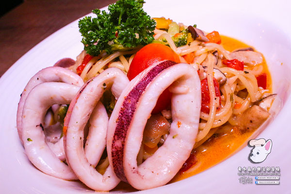 胖東西廚房│北捷/國父紀念館站(台北巷弄內的隱藏版好店,寵物友善餐廳)