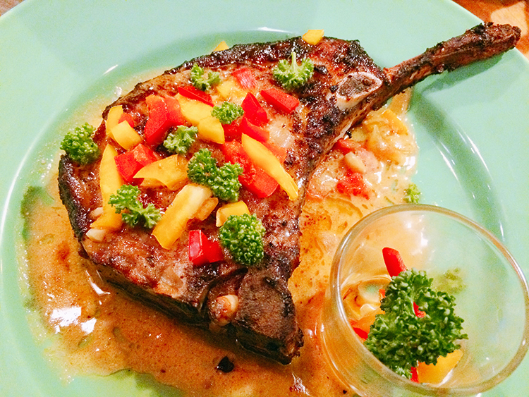 胖東西,科技大樓站,科技大樓站,戰斧豬排,戰斧牛排,義大利麵,鮑魚,鮑魚沙拉,義式料理,美式料理,烤春雞,餐酒館,燉飯,排餐,精釀啤酒,松露