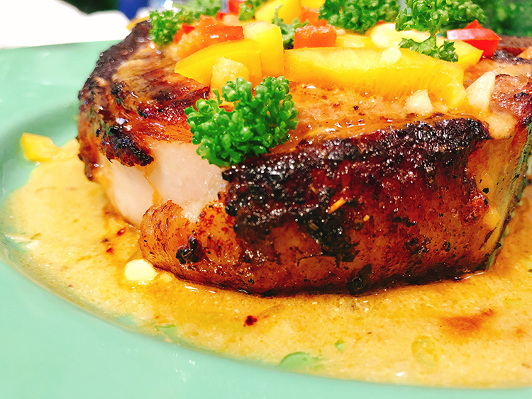 胖東西,科技大樓站,科技大樓站,戰斧豬排,戰斧牛排,義大利麵,鮑魚,鮑魚沙拉,義式料理,美式料理,烤春雞,餐酒館,燉飯,排餐,精釀啤酒,松露