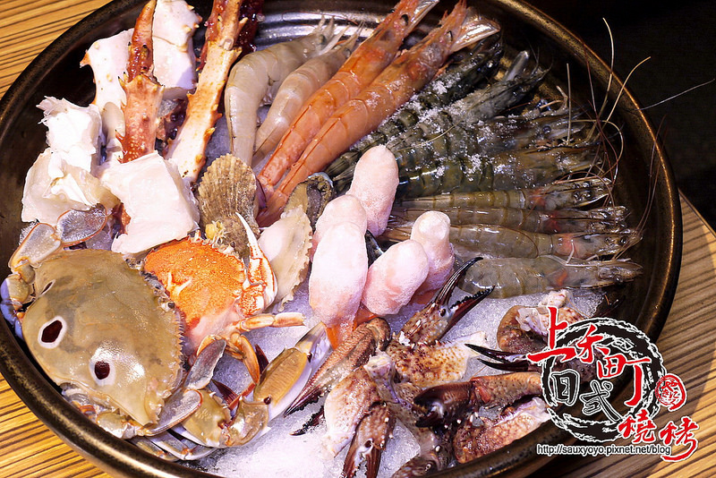 【新莊】上禾町日式燒肉 ~ 金字塔饗宴帝王蟹吃到飽、各類美味海鮮讓你吃到痛風 大口吃肉超滿足 / 捷運新莊站 / 新莊燒烤 / 吃到飽 / 內附菜單