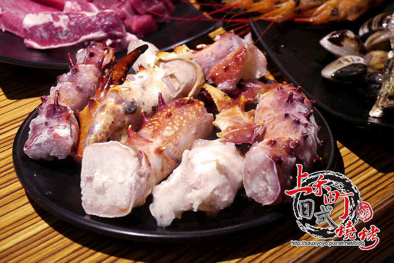 【新莊】上禾町日式燒肉 ~ 金字塔饗宴帝王蟹吃到飽、各類美味海鮮讓你吃到痛風 大口吃肉超滿足 / 捷運新莊站 / 新莊燒烤 / 吃到飽 / 內附菜單