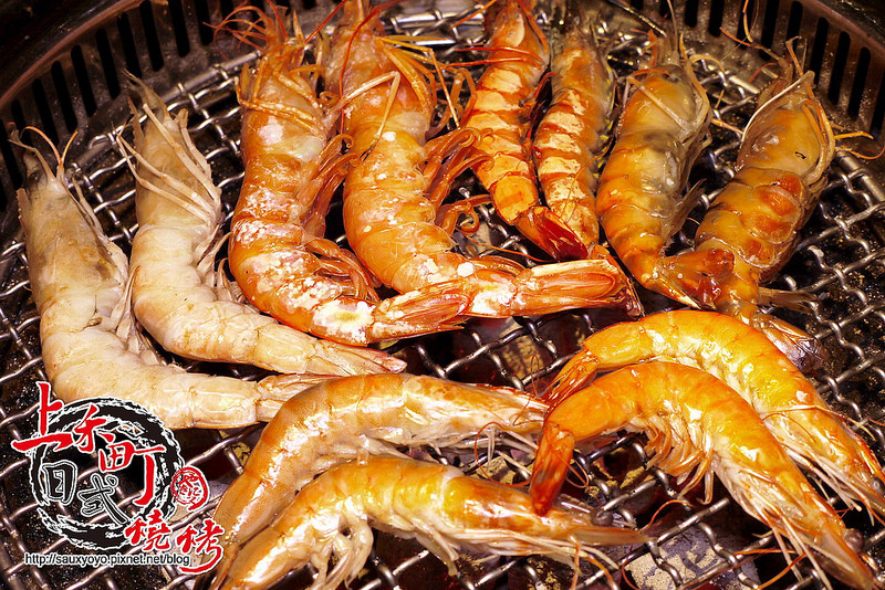 【新莊】上禾町日式燒肉 ~ 金字塔饗宴帝王蟹吃到飽、各類美味海鮮讓你吃到痛風 大口吃肉超滿足 / 捷運新莊站 / 新莊燒烤 / 吃到飽 / 內附菜單