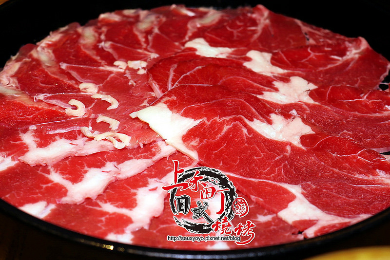 【新莊】上禾町日式燒肉 ~ 金字塔饗宴帝王蟹吃到飽、各類美味海鮮讓你吃到痛風 大口吃肉超滿足 / 捷運新莊站 / 新莊燒烤 / 吃到飽 / 內附菜單