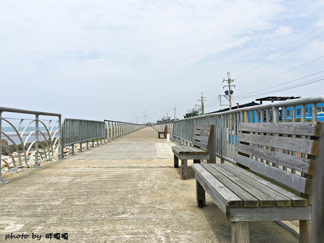 【苗栗 通霄】石蓮園🚂🚂🚂老字號鐵道火車餐廳&民宿，超適合帶小孩來放電，終於一圓在火車上吃鐵路便當的夢想，搭配一旁無敵海景，大大滿足💖💖💖