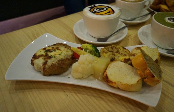 Longtimeago Café 文創互動咖啡館:Longtimeago Caf'e♥ 拉花咖啡♥ 早午餐 ♥丹麥漢堡 Longtimeago Café 文創互動咖啡館:Longtimeago Caf'e♥ 拉花咖啡♥ 早午餐 ♥丹麥漢堡