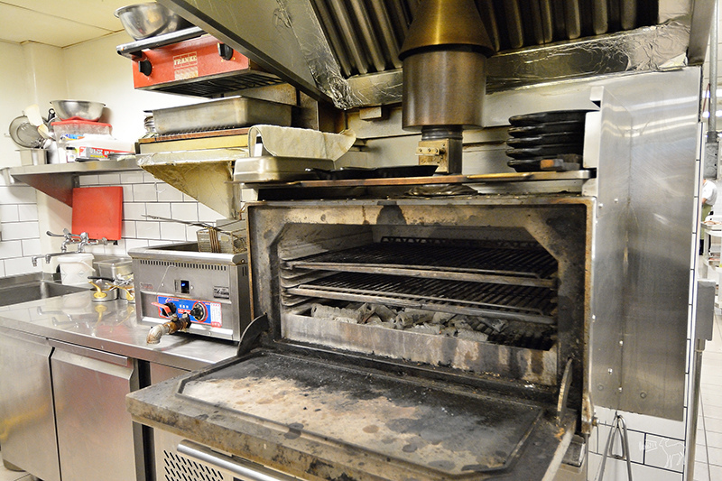 驢子餐廳 L'IDIOT 乾式熟成丁骨牛排與龍蝦燉飯,台北林森北路華泰飯店美食,捷運雙連站