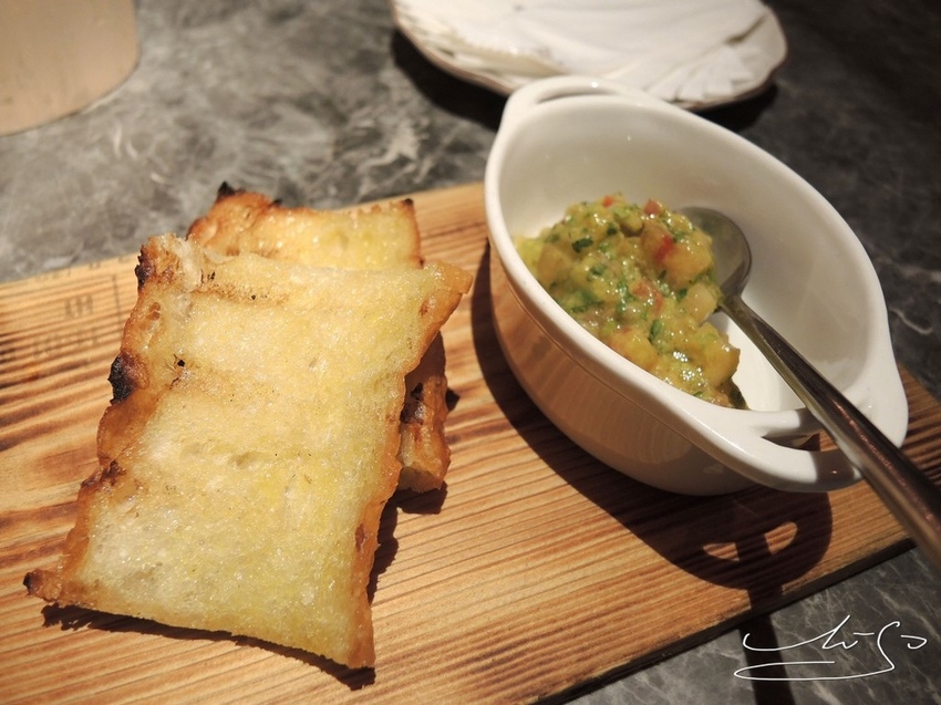 L%5CIDIOT RESTAURANT (33).JPG