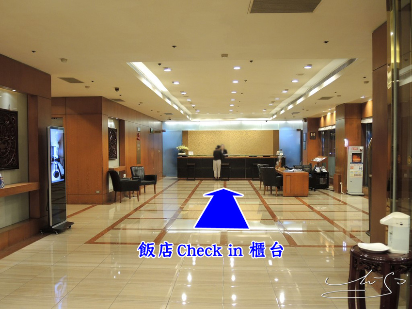 L%5CIDIOT RESTAURANT (114).JPG