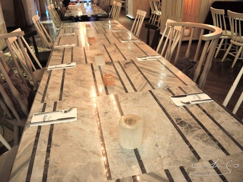 L%5CIDIOT RESTAURANT (109).JPG