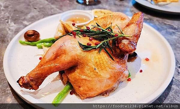 [台北西式]中山區劍南站「驢子餐廳 春大直店」超狂超巨無敵霸