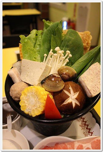 【南投食記】埔里‧寶貝屋親子餐廳~附設戶外遊戲場、沙坑、小童遊戲室