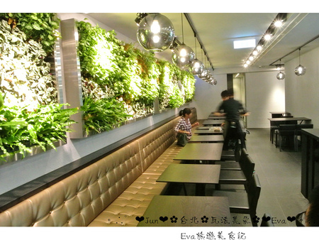 瓦法奇朵(信陽店):【食記-邀約】oO。台北 瓦法奇朵 waffogato(信陽店-台北車站店) 這家的可頌甜甜圈,好吃到我想回訪100次也願意~。o○。 瓦法奇朵(信陽店):【食記-邀約】oO。台北 瓦法奇朵 waffogato(信陽店-台北車站店) 這家的可頌甜甜圈,好吃到我想回訪100次也願意~。o○。