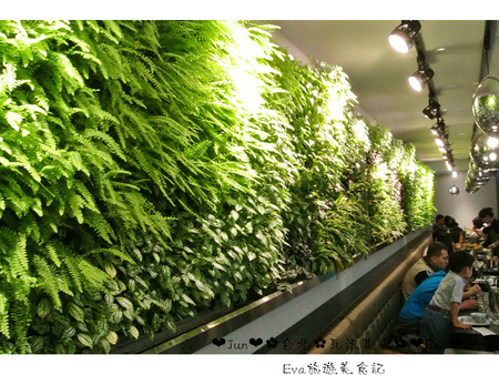 瓦法奇朵(信陽店):【食記-邀約】oO。台北 瓦法奇朵 waffogato(信陽店-台北車站店) 這家的可頌甜甜圈,好吃到我想回訪100次也願意~。o○。 瓦法奇朵(信陽店):【食記-邀約】oO。台北 瓦法奇朵 waffogato(信陽店-台北車站店) 這家的可頌甜甜圈,好吃到我想回訪100次也願意~。o○。