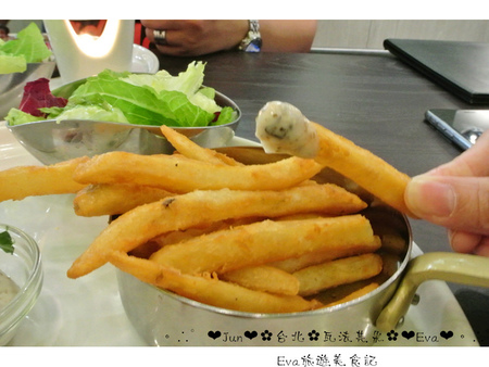 瓦法奇朵(信陽店):【食記-邀約】oO。台北 瓦法奇朵 waffogato(信陽店-台北車站店) 這家的可頌甜甜圈,好吃到我想回訪100次也願意~。o○。 瓦法奇朵(信陽店):【食記-邀約】oO。台北 瓦法奇朵 waffogato(信陽店-台北車站店) 這家的可頌甜甜圈,好吃到我想回訪100次也願意~。o○。