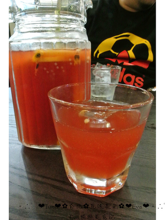 瓦法奇朵(信陽店):【食記-邀約】oO。台北 瓦法奇朵 waffogato(信陽店-台北車站店) 這家的可頌甜甜圈,好吃到我想回訪100次也願意~。o○。 瓦法奇朵(信陽店):【食記-邀約】oO。台北 瓦法奇朵 waffogato(信陽店-台北車站店) 這家的可頌甜甜圈,好吃到我想回訪100次也願意~。o○。