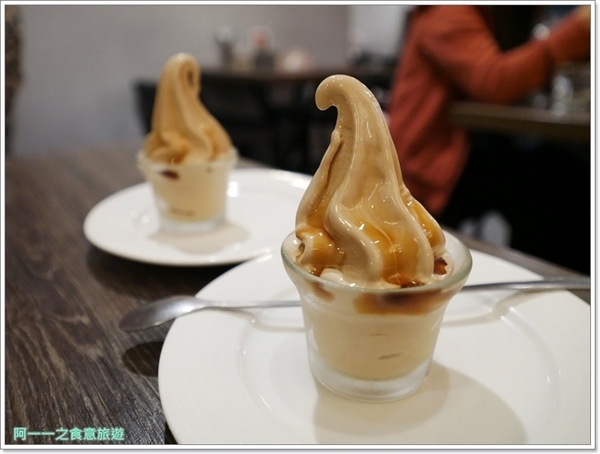 瓦法奇朵Waffogato(台北車站店)：台北車站火鍋聚餐 瓦法奇朵 四川麻辣鍋～來咖啡館悠閒吃火鍋，菜色豐富又舒服