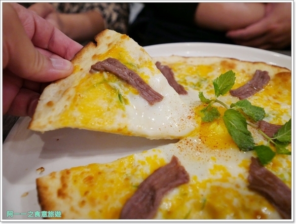 瓦法奇朵Waffogato(台北車站店)：台北車站火鍋聚餐 瓦法奇朵 四川麻辣鍋～來咖啡館悠閒吃火鍋，菜色豐富又舒服