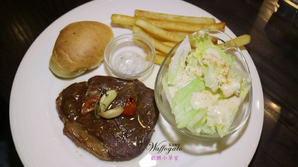 瓦法奇朵Waffogato(台北車站店)：【台北美食】平價美食，瓦法奇朵Waffogato(台北車站店)