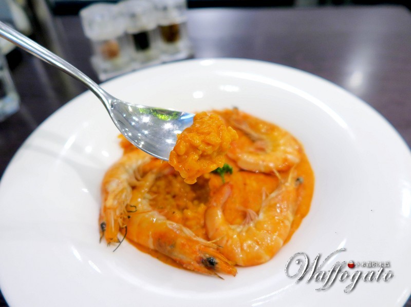 【捷運台北車站】瓦法奇朵美式西餐廳~24小時爐烤雪花牛排試吃價只要99元喔!!