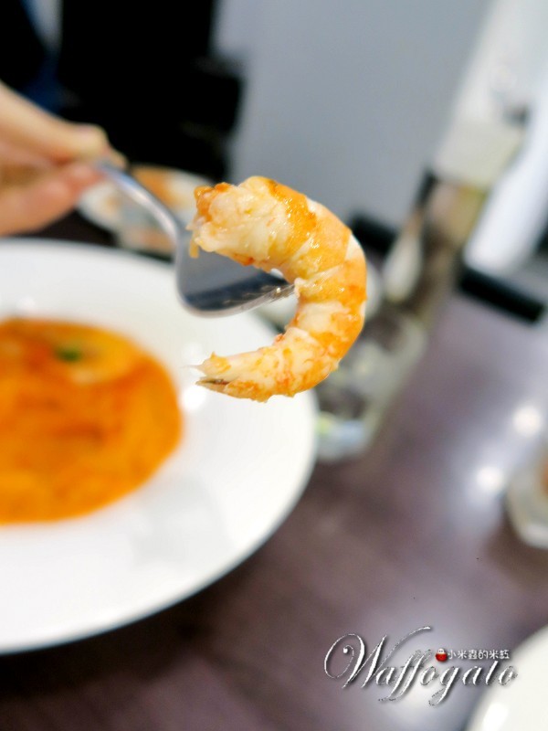 【捷運台北車站】瓦法奇朵美式西餐廳~24小時爐烤雪花牛排試吃價只要99元喔!!