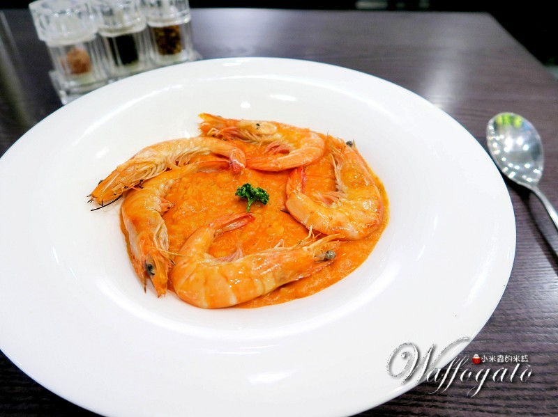 【捷運台北車站】瓦法奇朵美式西餐廳~24小時爐烤雪花牛排試吃價只要99元喔!!