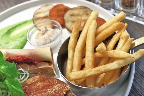 【台北美食】瓦法奇朵-老闆瘋了!多樣餐點買一送一