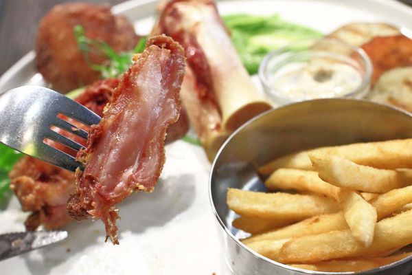 【台北美食】瓦法奇朵-老闆瘋了!多樣餐點買一送一