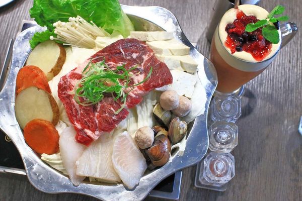 【台北美食】瓦法奇朵-老闆瘋了!多樣餐點買一送一